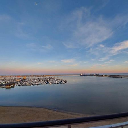 Marina Breeze Torrevieja Exterior foto